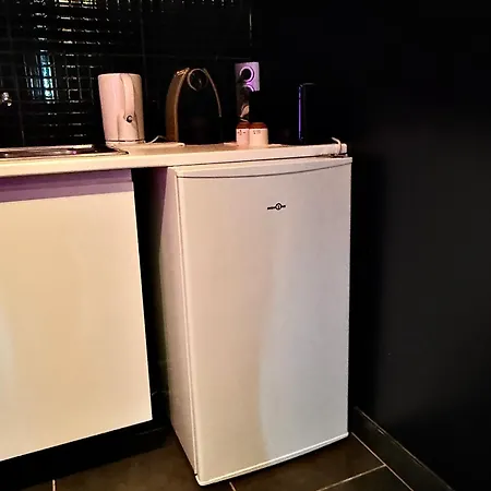 Le Eden Secret - Limitless - Jacuzzi, Sauna Et Miroir Au Plafond * Mantes-la-Jolie